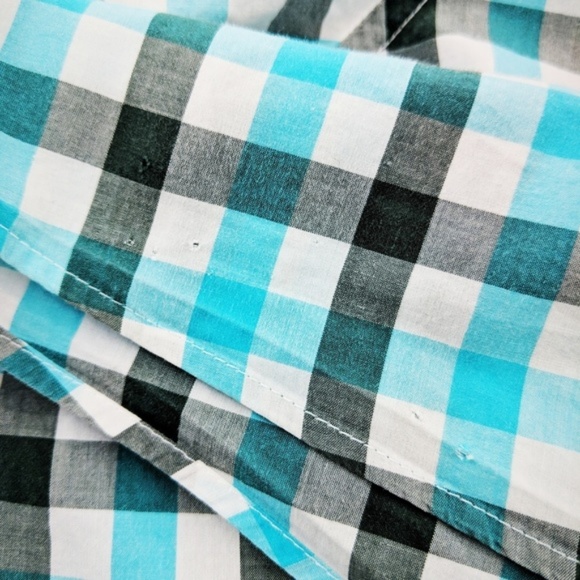 Kenneth Cole Blue Plaid Button Down Size XL - Picture 5 of 6